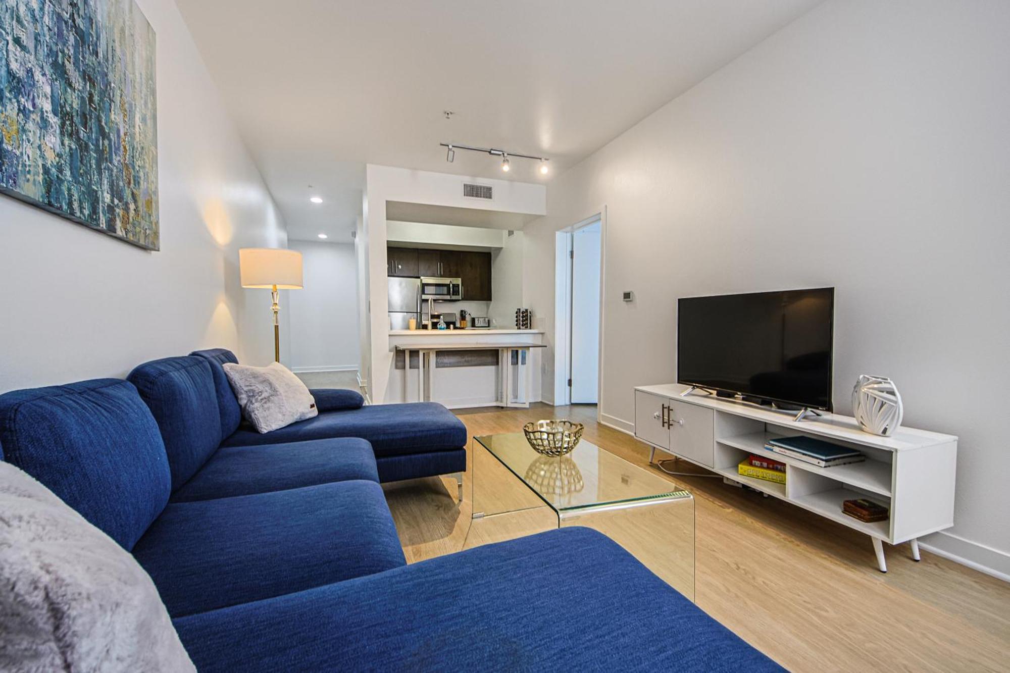 The Carlton - Modern-Lux 2 Master Suites-Secure Bldg & Parking- 5 Blks To Ocean Ave ลอสแอนเจลิส ภายนอก รูปภาพ